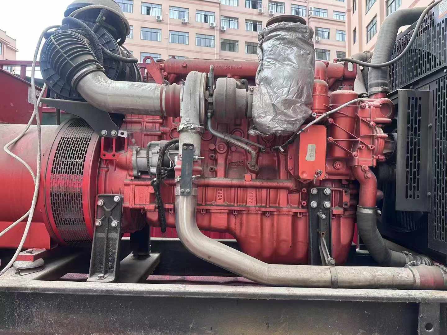 荷塘如何选择适合 600kW 柴油发电机组的过载保护器？