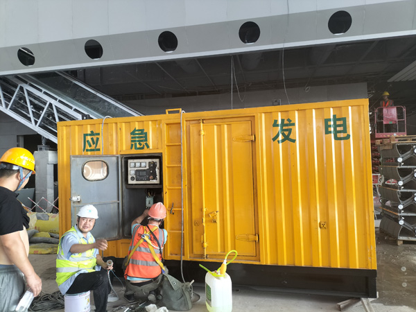 荷塘怎样判断空气滤清器是否需要更换？